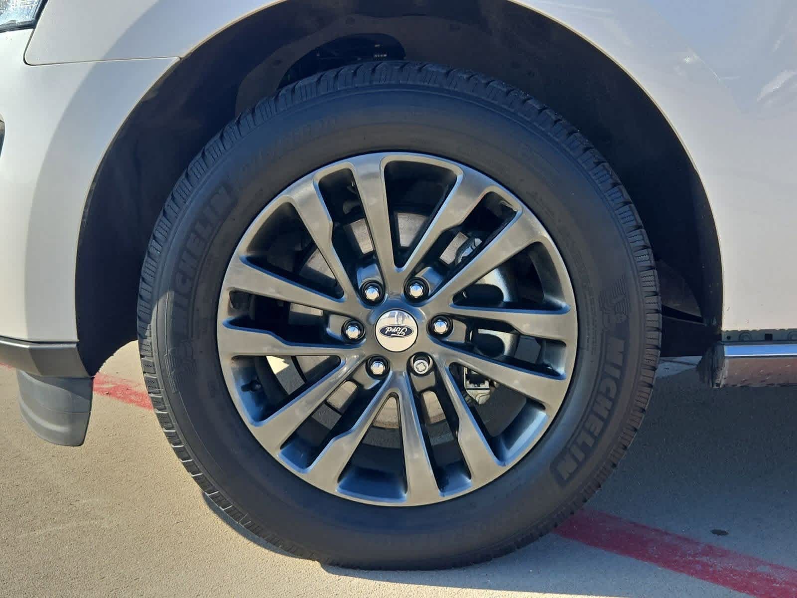 Thumbnail: 2019 Ford Expedition - 13