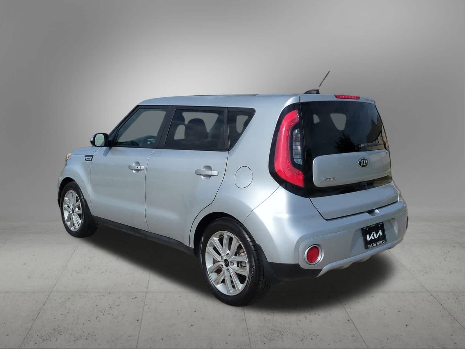 Thumbnail: 2017 Kia Soul - 4
