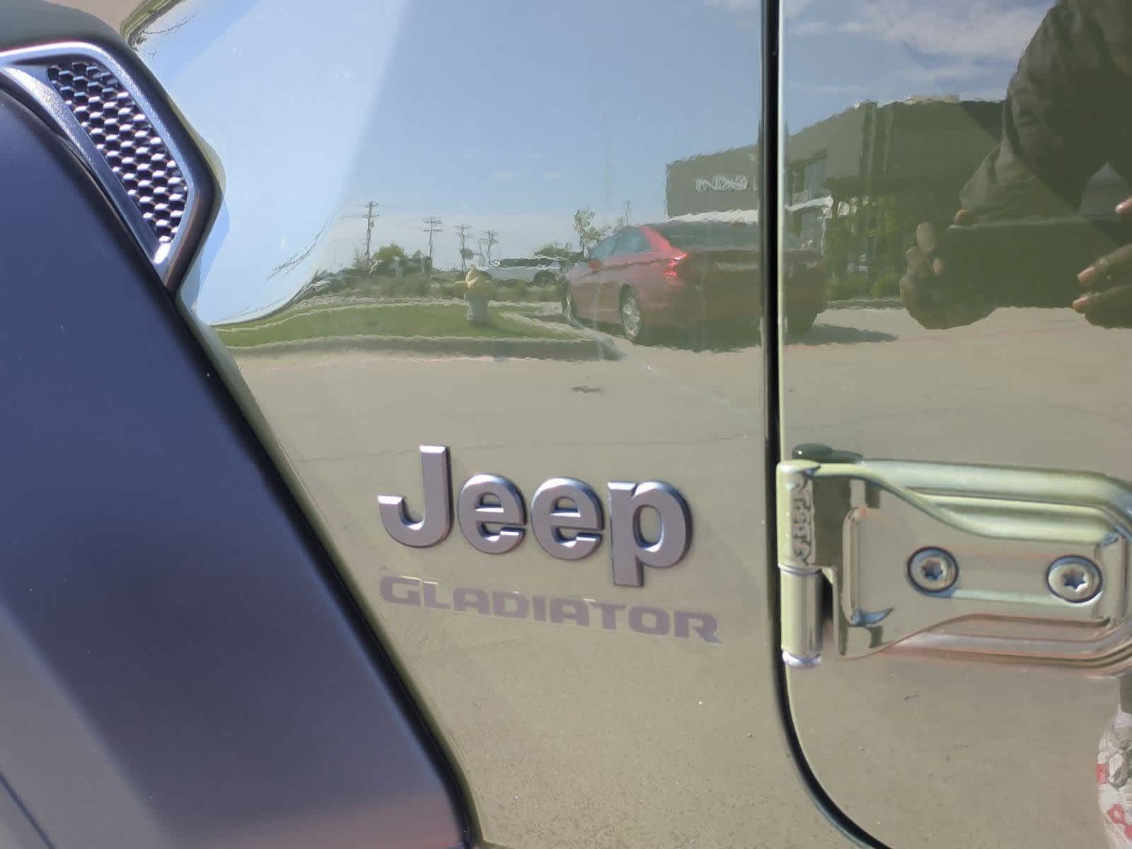 Thumbnail: 2022 Jeep Gladiator - 12