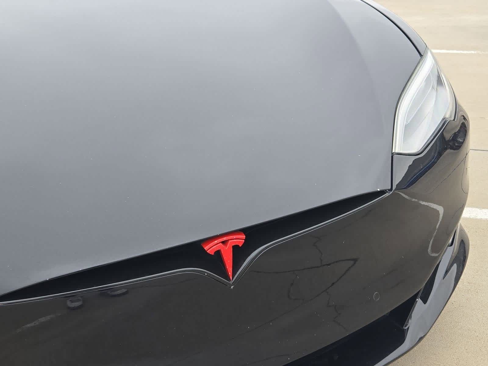 Thumbnail: 2016 Tesla Model S - 10