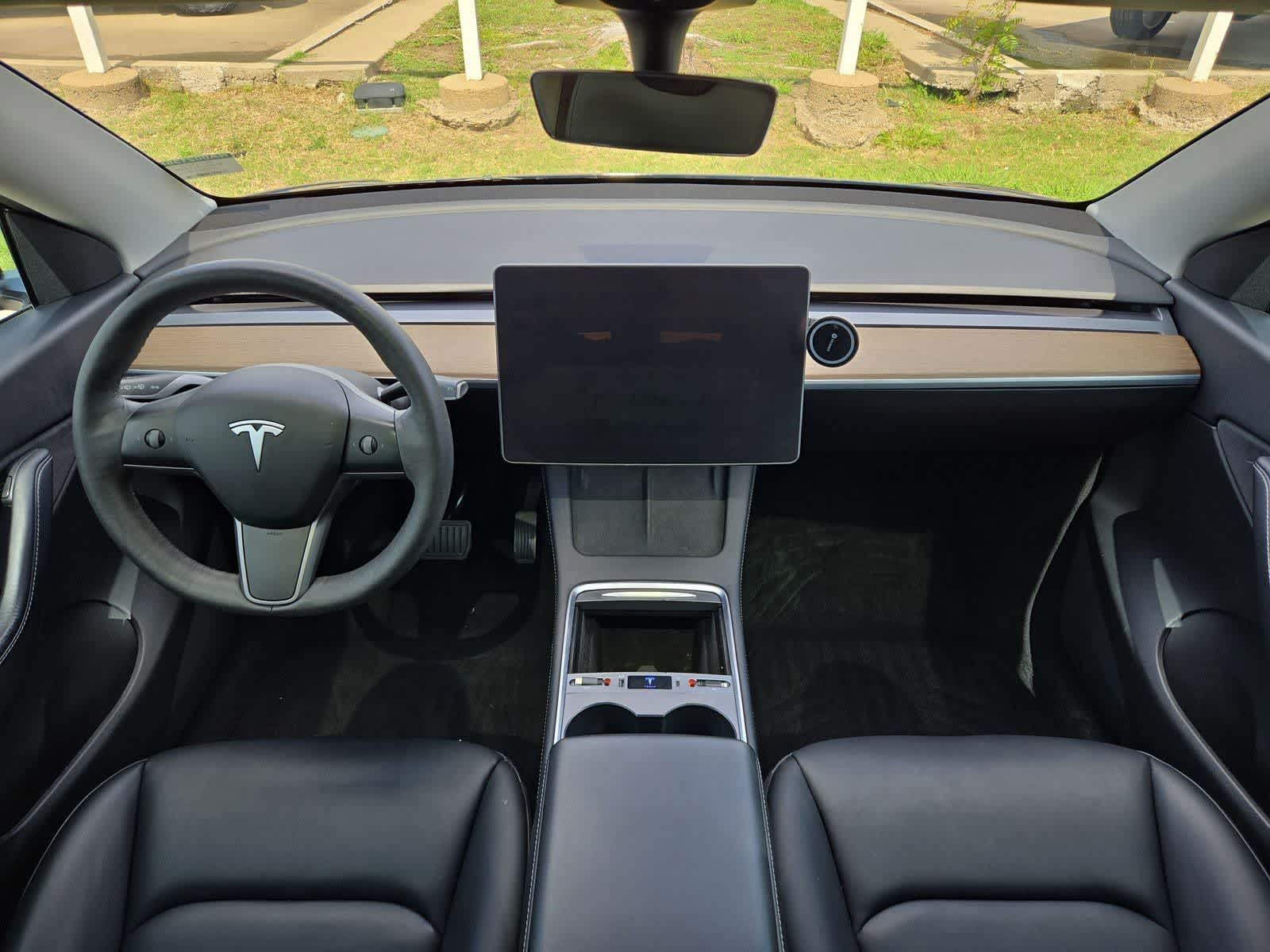 Thumbnail: 2022 Tesla Model Y - 12