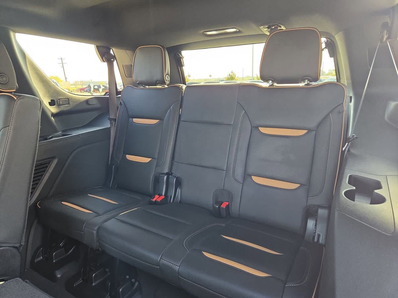 Thumbnail: 2024 GMC Yukon - 37