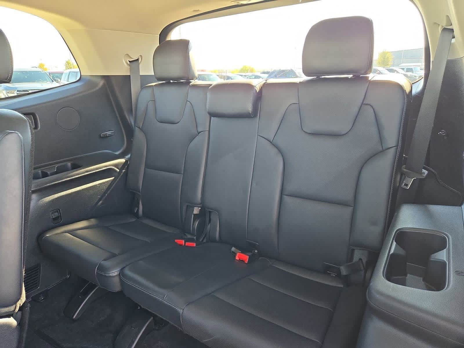 Thumbnail: 2022 Kia Telluride - 37