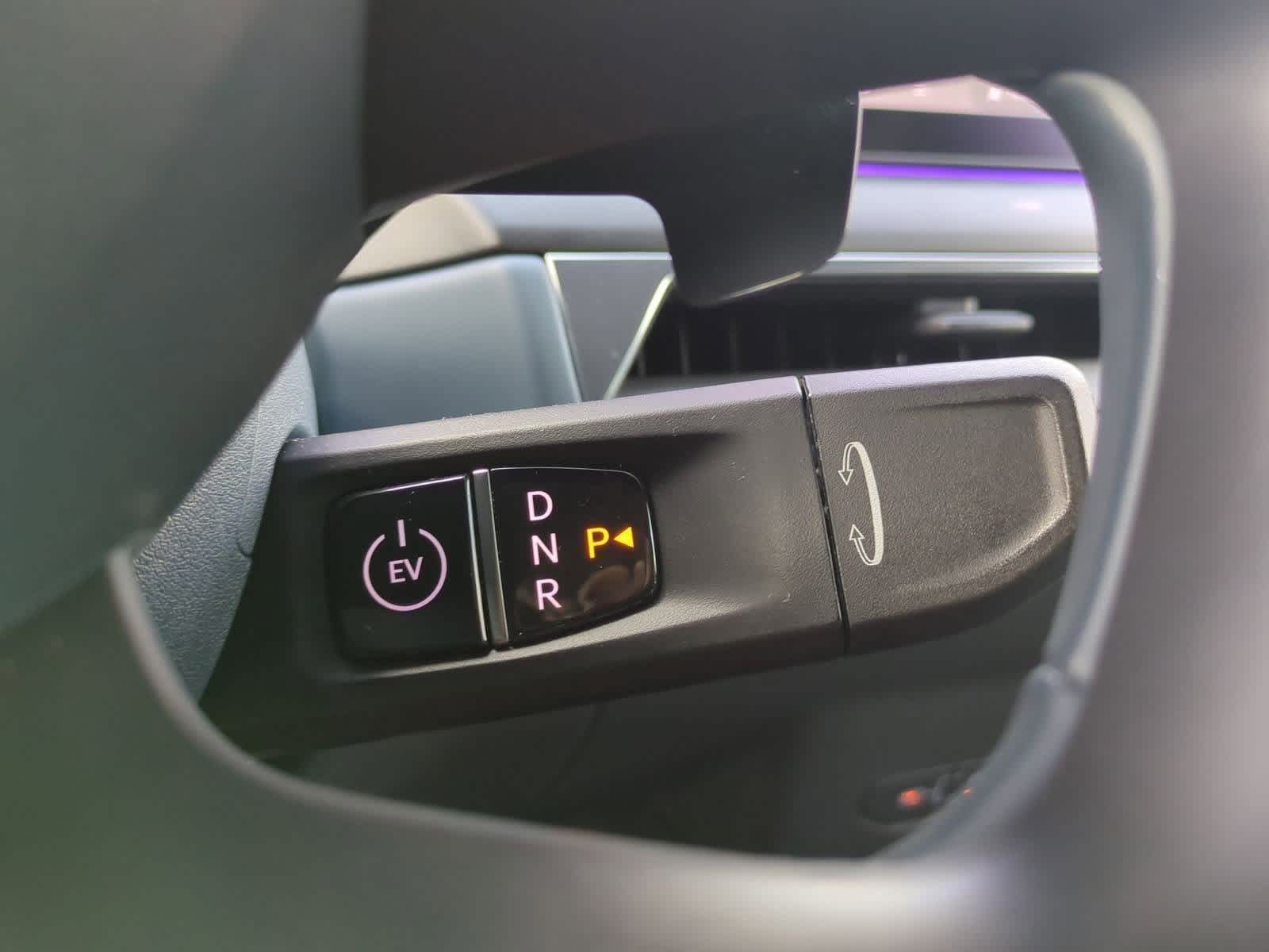 Thumbnail: 2024 Kia EV9 - 32