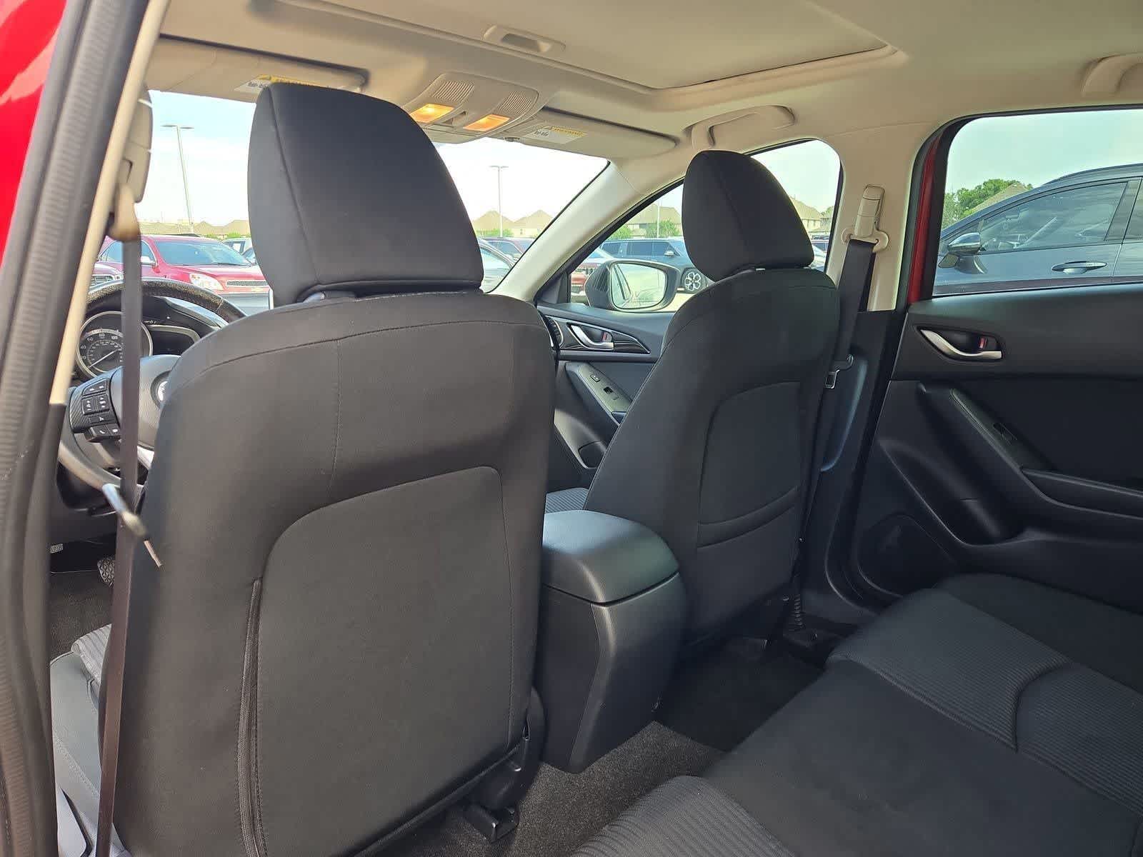 Thumbnail: 2016 Mazda Mazda3 - 16