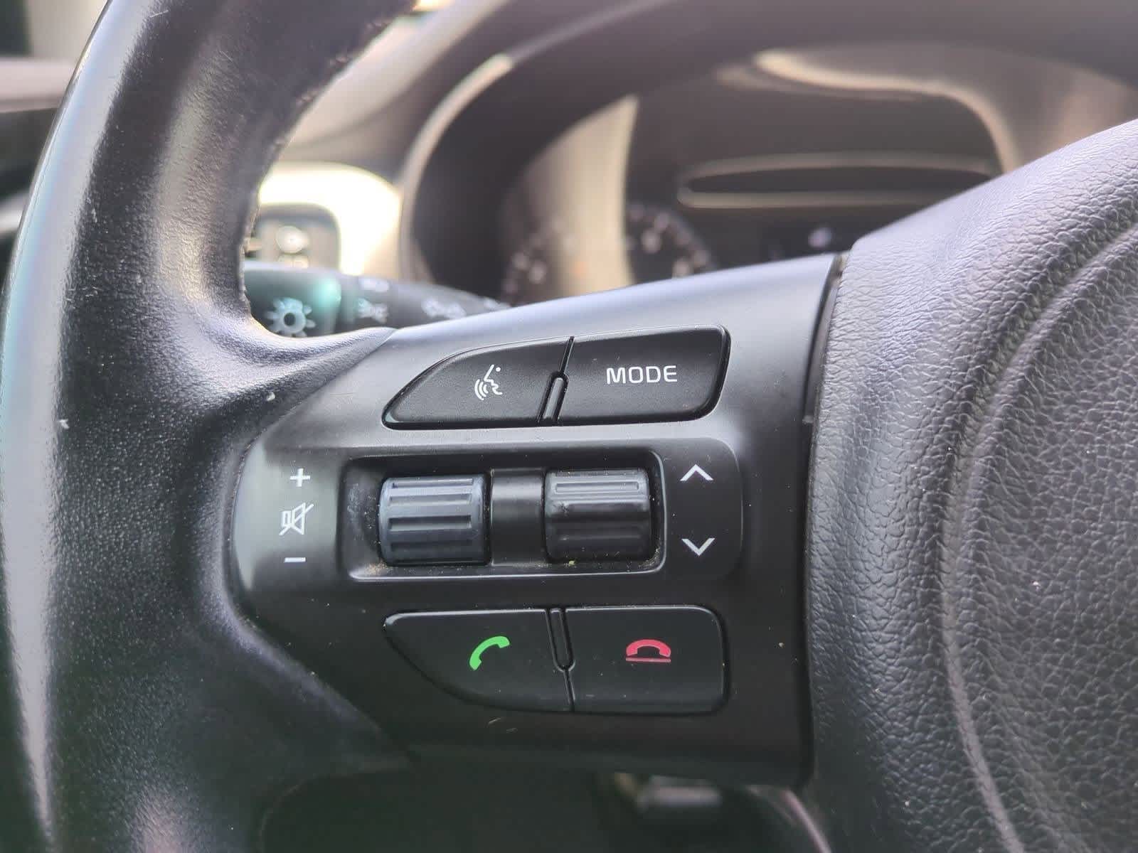 Thumbnail: 2016 Kia Sorento - 22