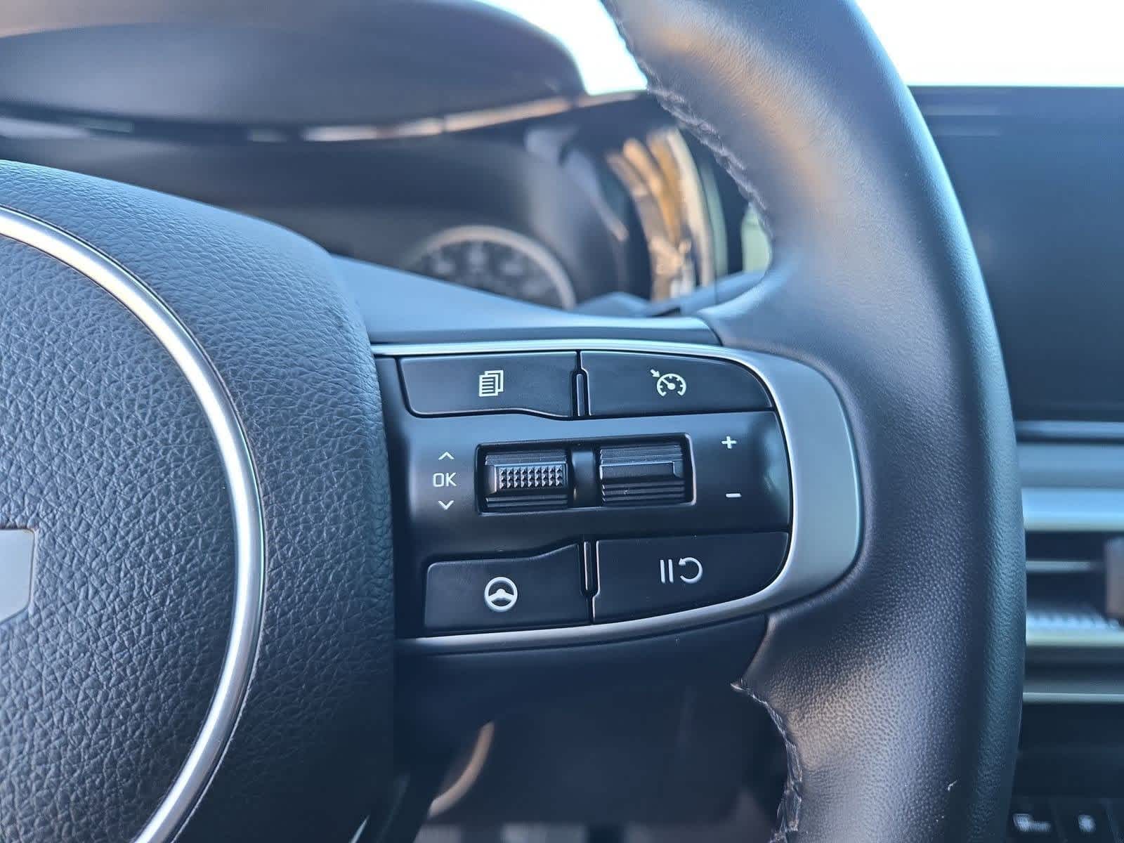 Thumbnail: 2023 Kia K5 - 22