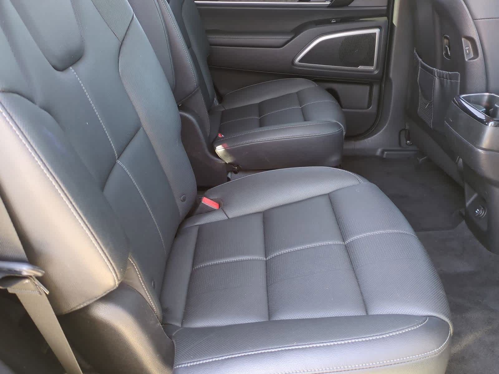 Thumbnail: 2023 Kia Telluride - 20