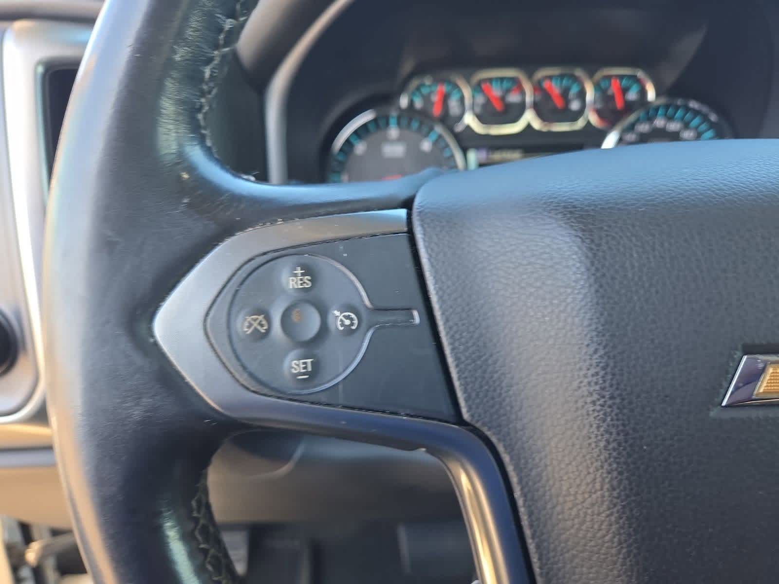 Thumbnail: 2016 Chevrolet Silverado 1500 - 23