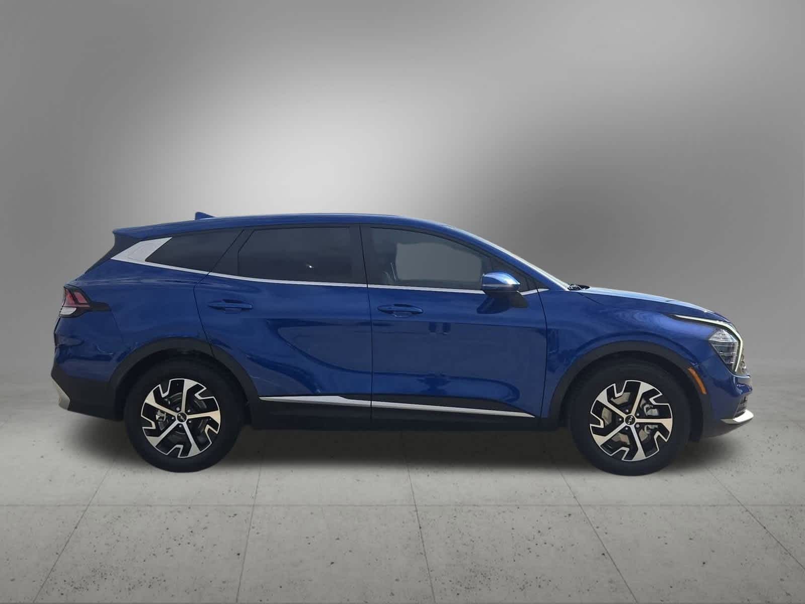 Thumbnail: 2024 Kia Sportage - 7
