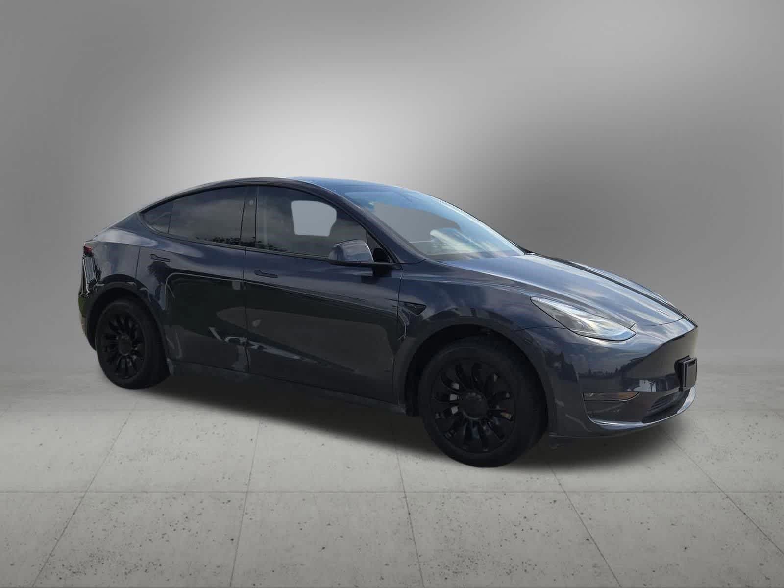 Thumbnail: 2024 Tesla Model Y - 10