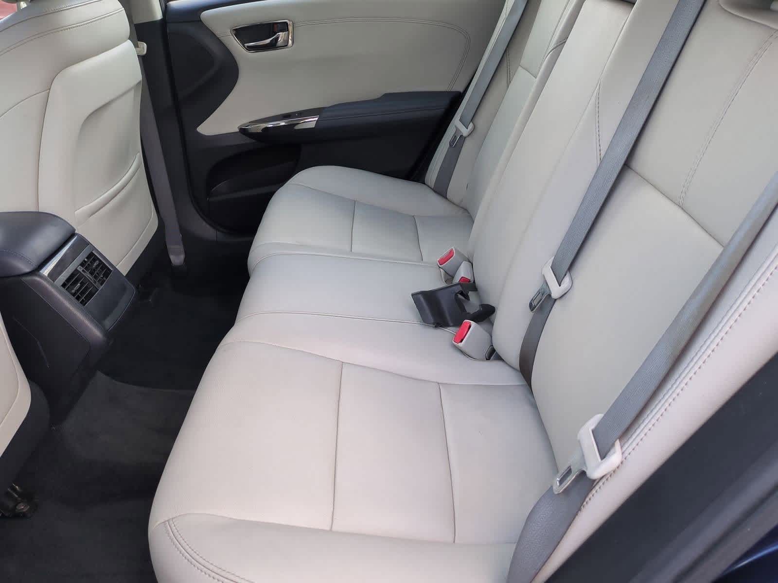 Thumbnail: 2013 Toyota Avalon - 20