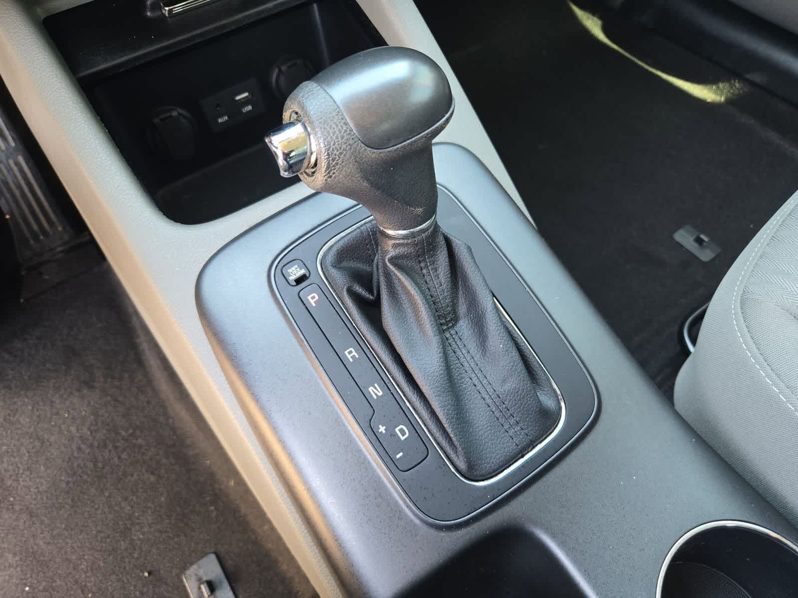 Thumbnail: 2015 Kia Forte - 27