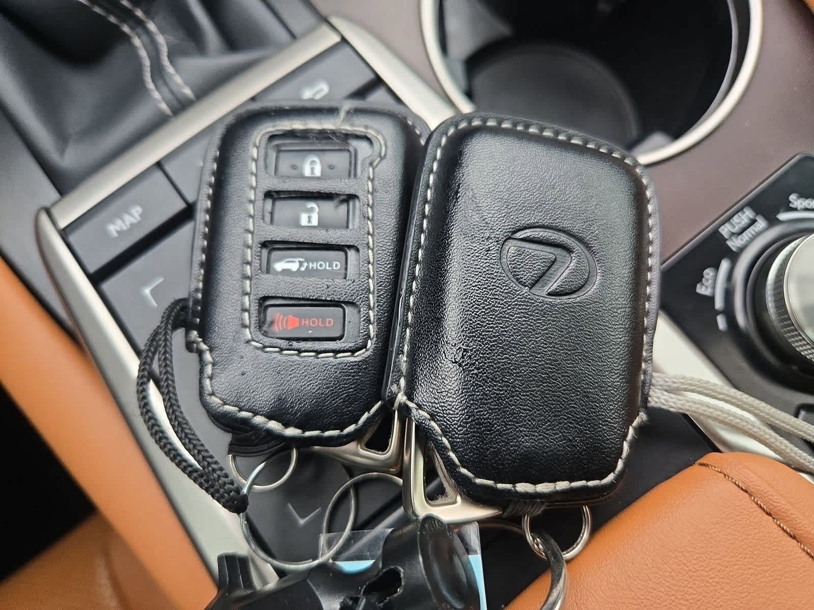 Thumbnail: 2021 Lexus RX - 35