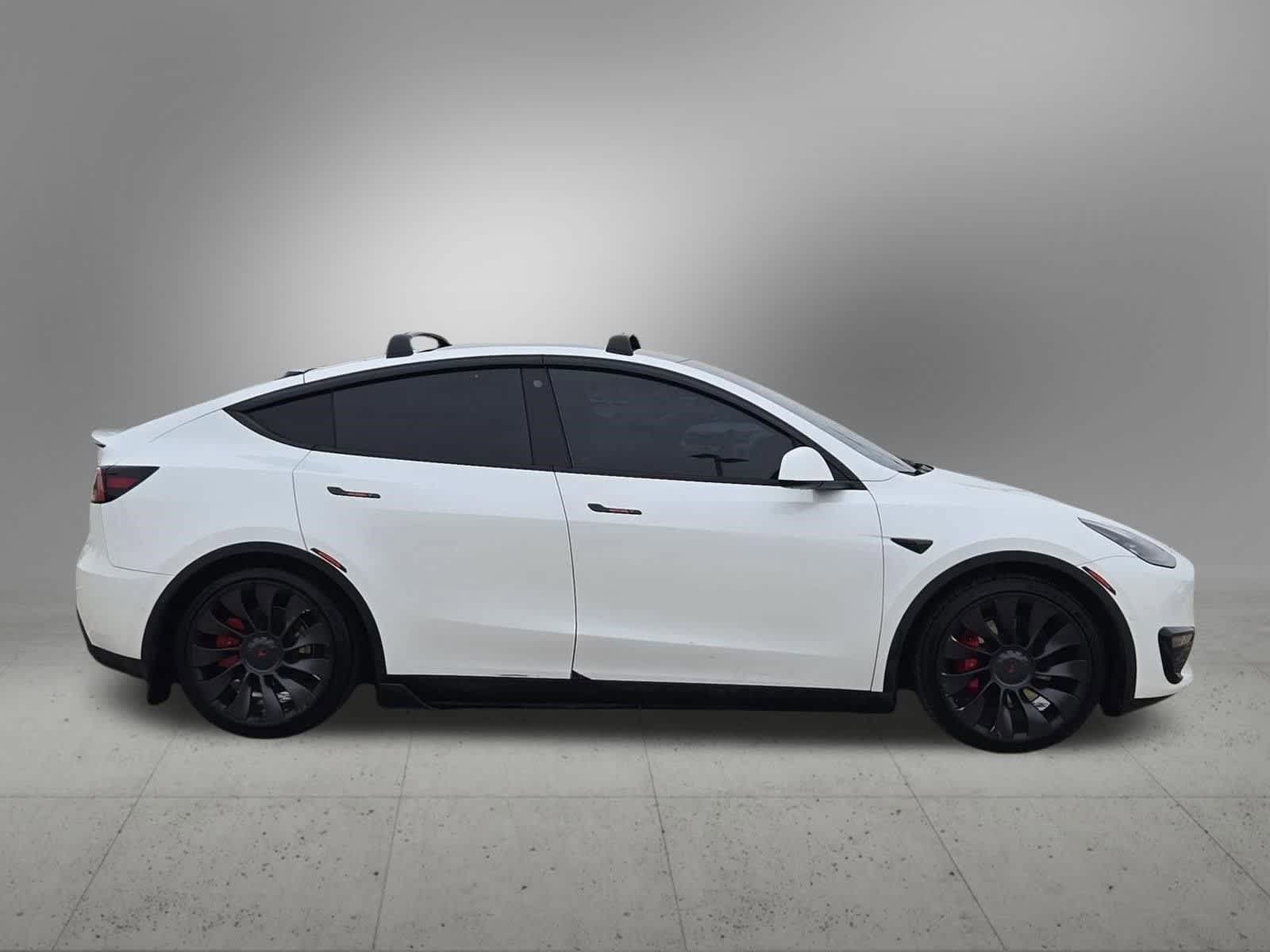 Thumbnail: 2022 Tesla Model Y - 7