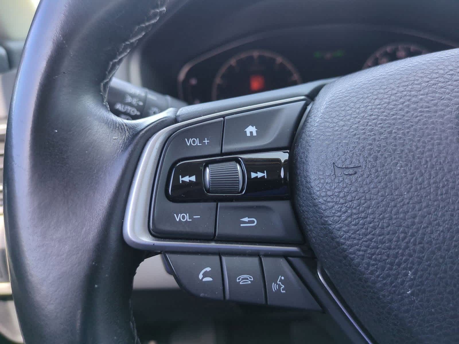 Thumbnail: 2018 Honda Accord - 25