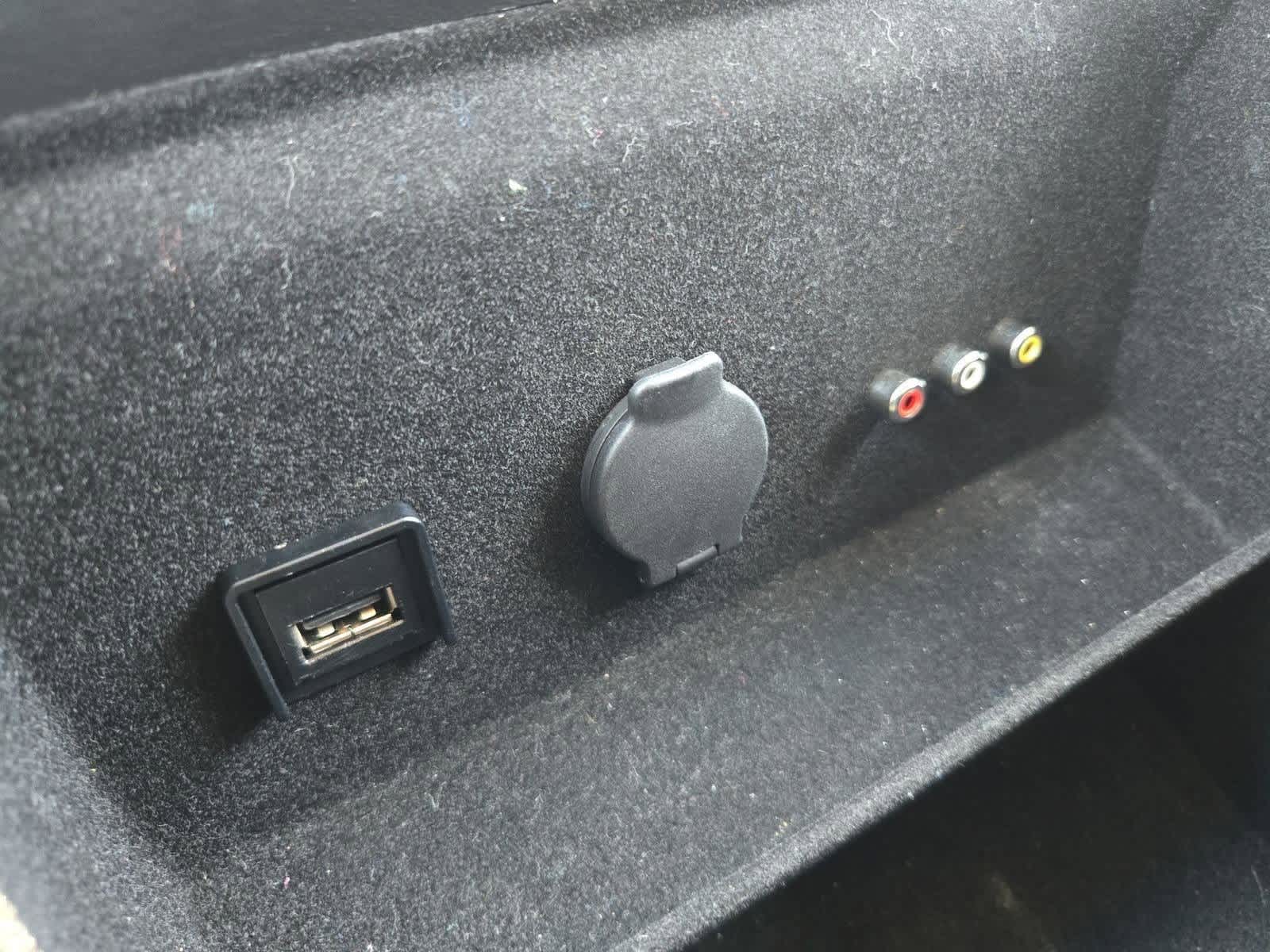 Thumbnail: 2015 INFINITI QX60 - 31