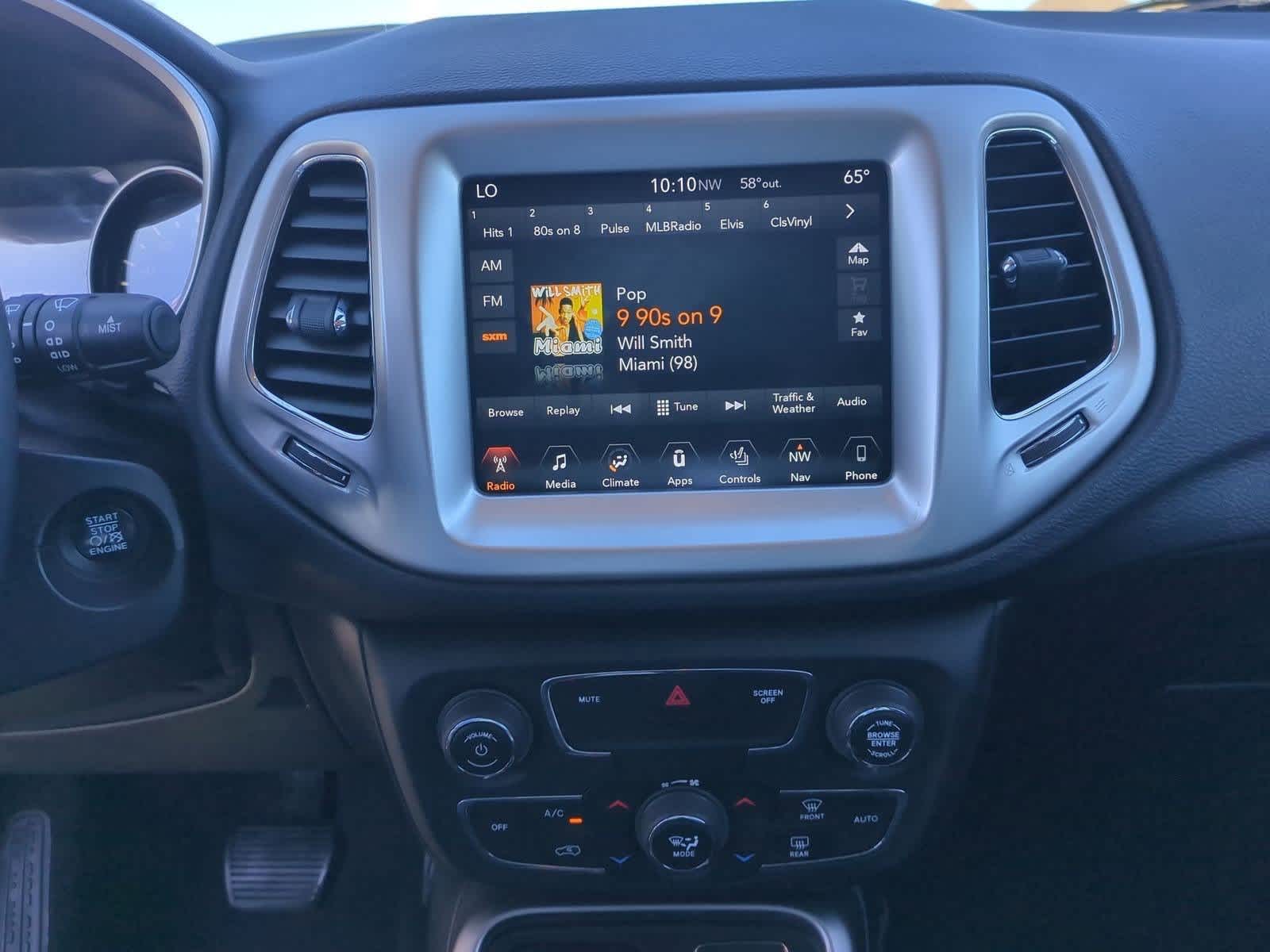 Thumbnail: 2018 Jeep Compass - 27