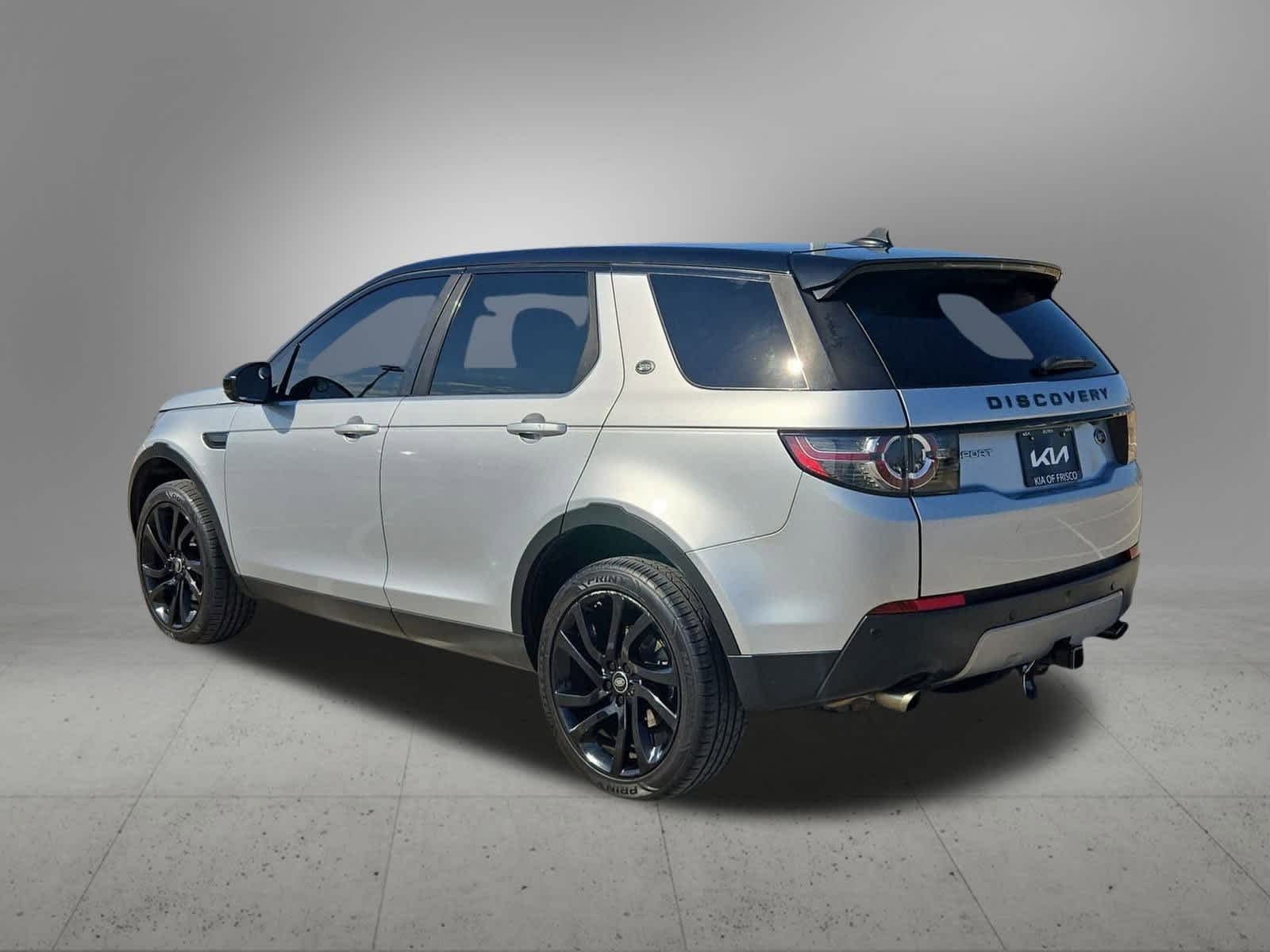 Thumbnail: 2015 Land Rover Discovery Sport - 4
