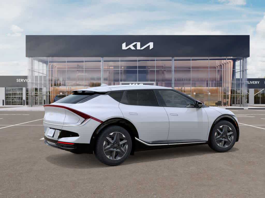 Thumbnail: 2025 Kia EV6 - 6