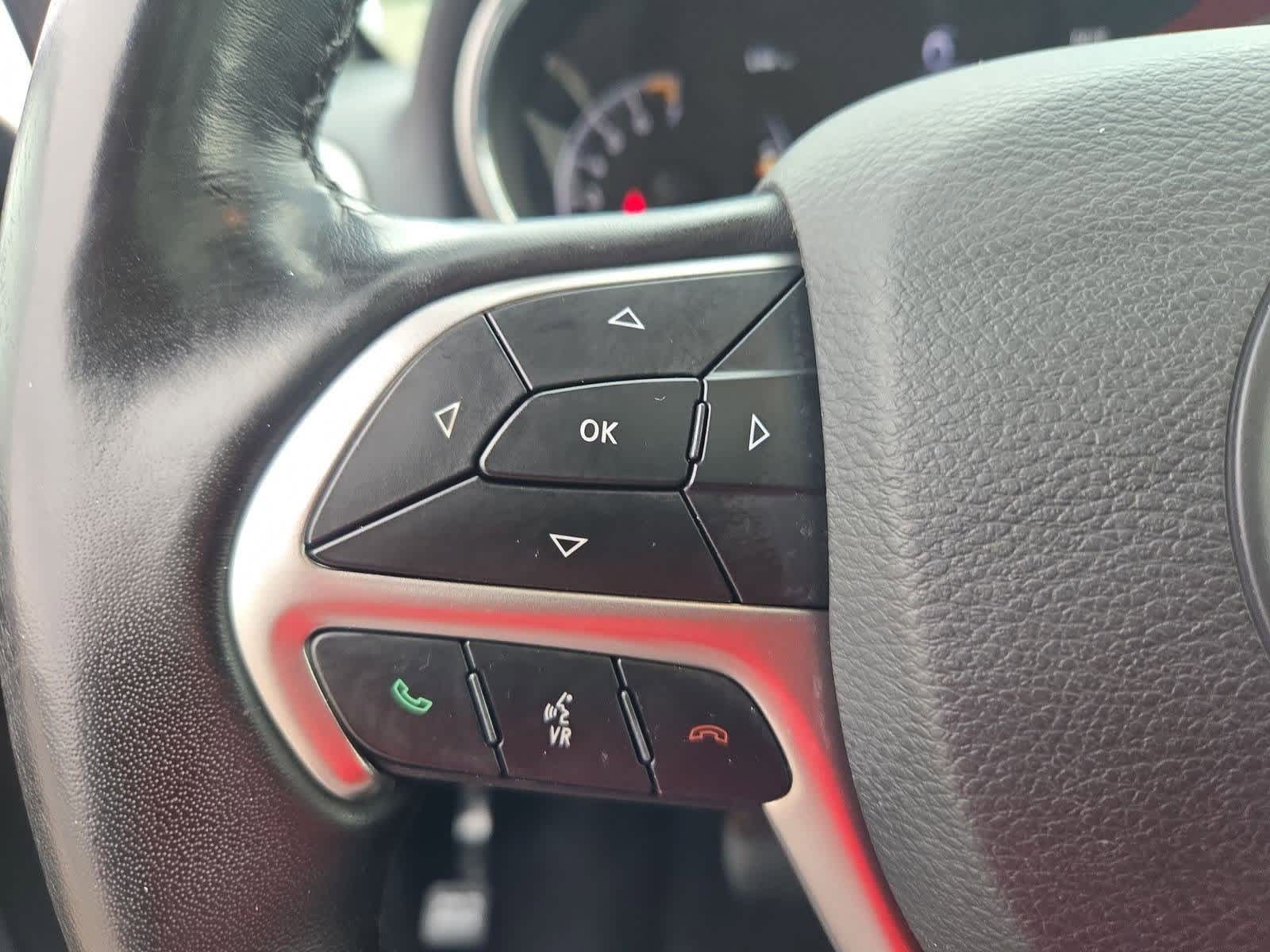 Thumbnail: 2019 Jeep Grand Cherokee - 25