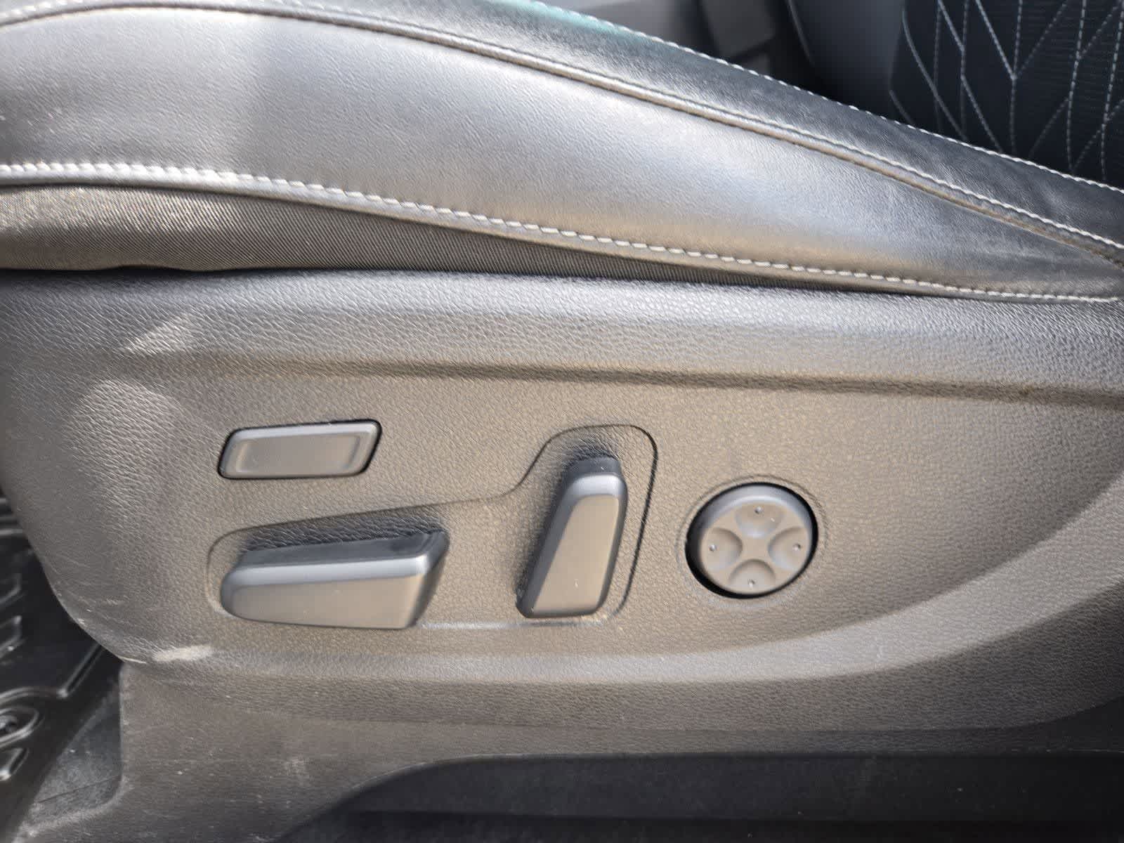 Thumbnail: 2023 Kia Telluride - 15