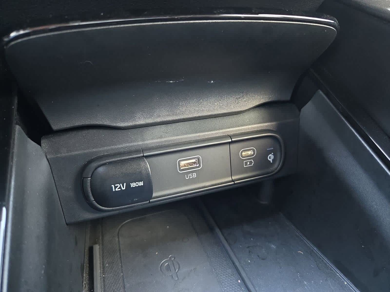 Thumbnail: 2024 Kia Telluride - 31