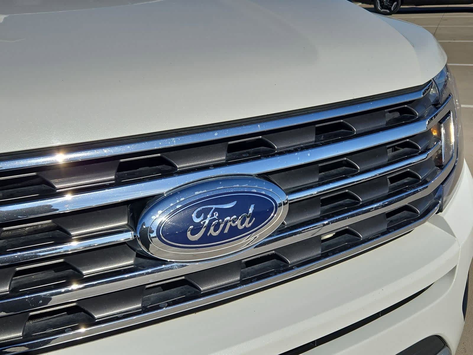 Thumbnail: 2021 Ford Expedition - 14