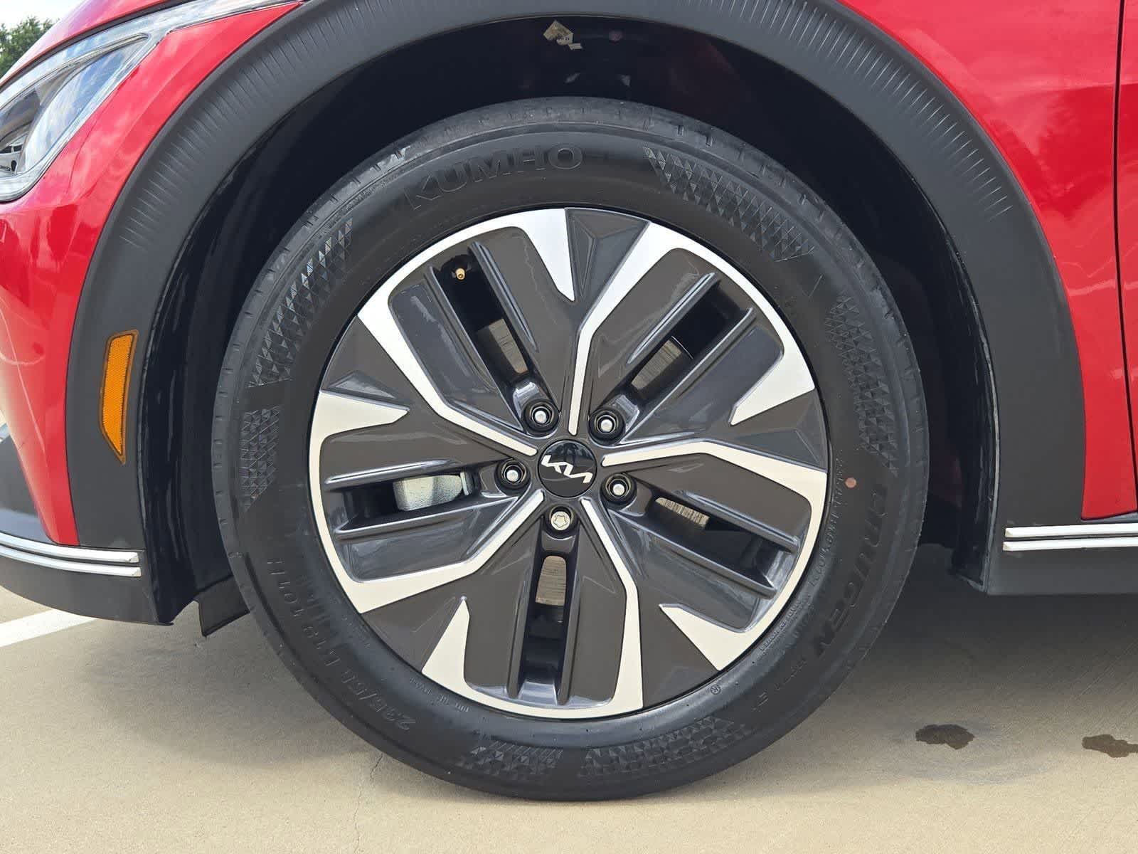 Thumbnail: 2024 Kia EV6 - 12