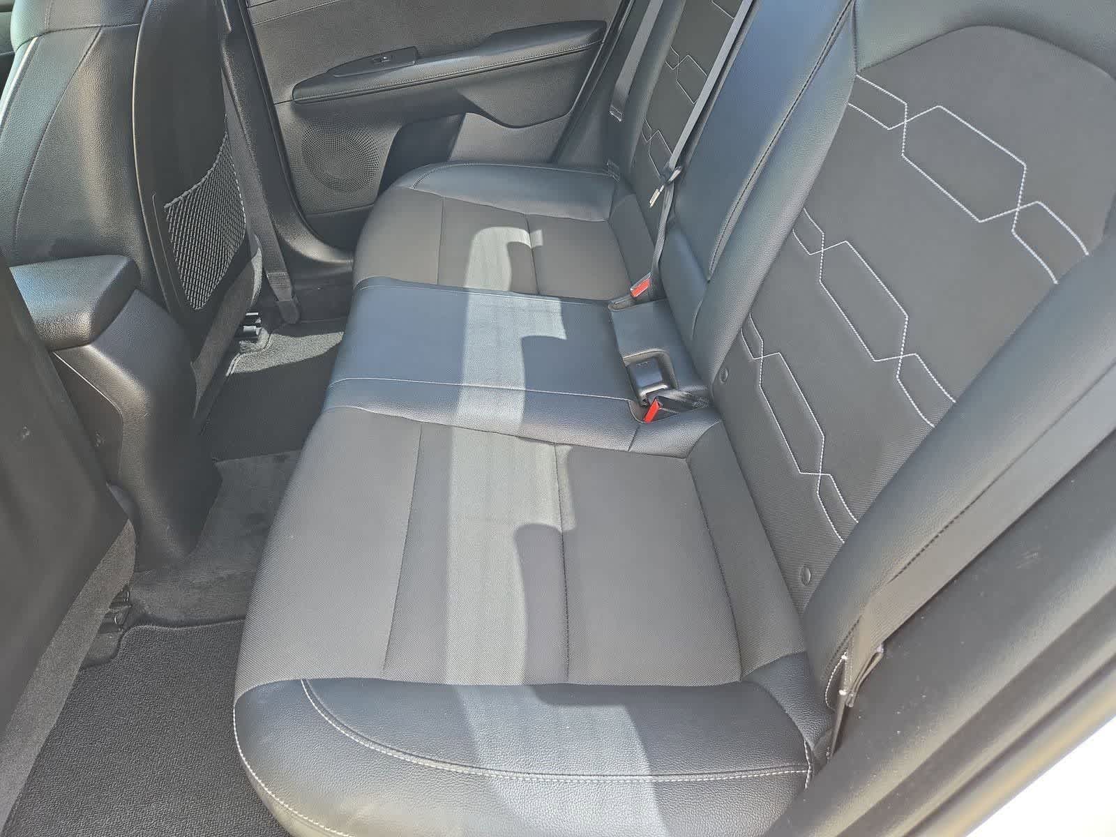 Thumbnail: 2022 Kia Forte - 19