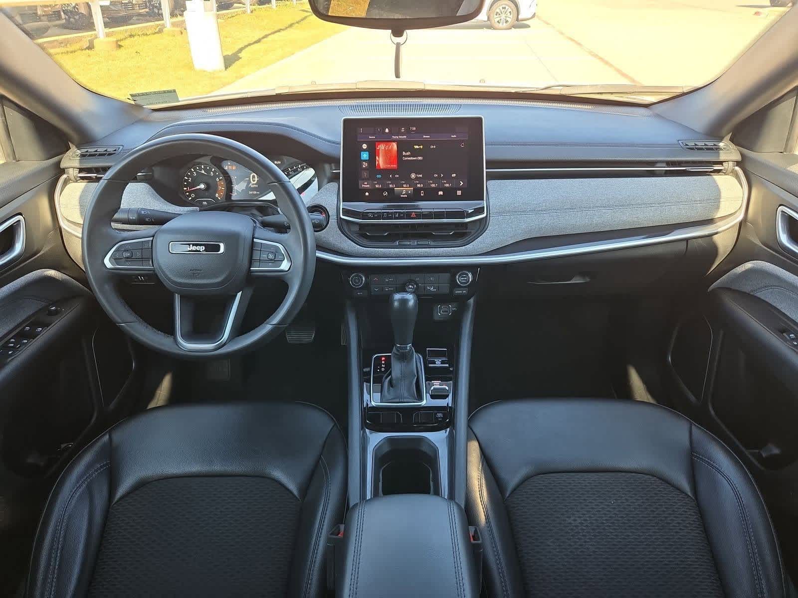 Thumbnail: 2023 Jeep Compass - 15