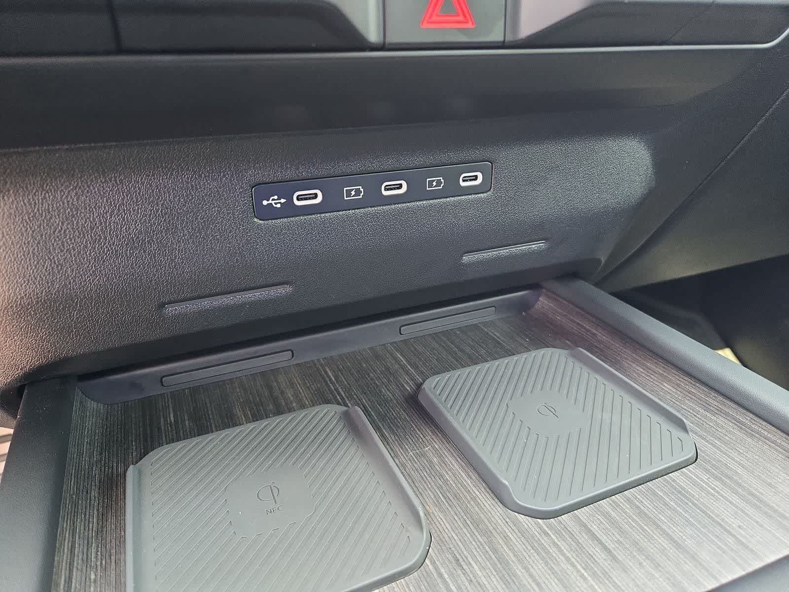 Thumbnail: 2027 Kia Telluride - 30