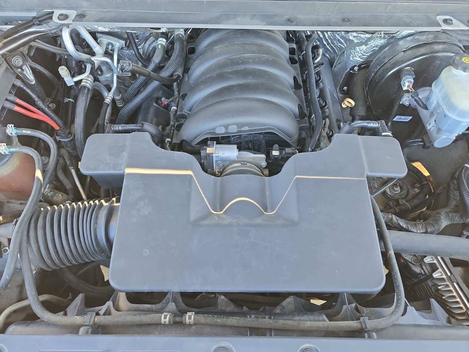 Thumbnail: 2017 Chevrolet Suburban - 14