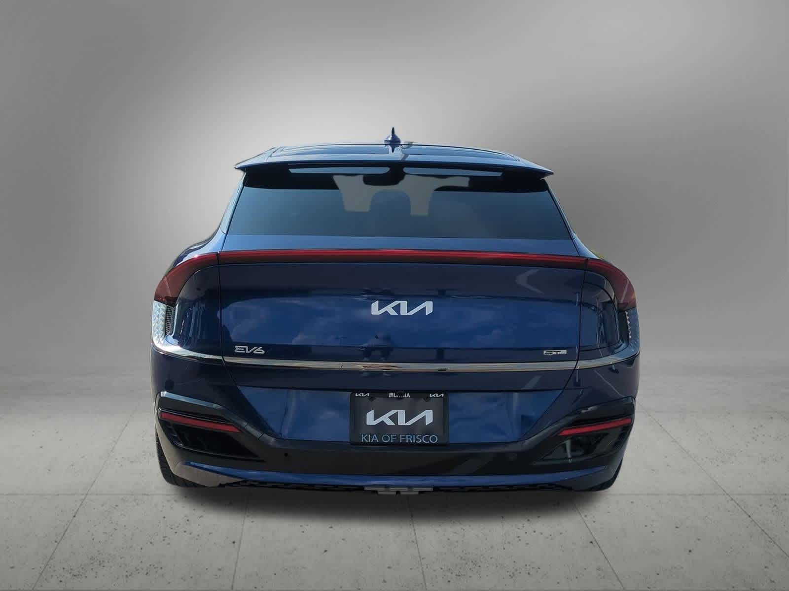 Thumbnail: 2022 Kia EV6 - 5