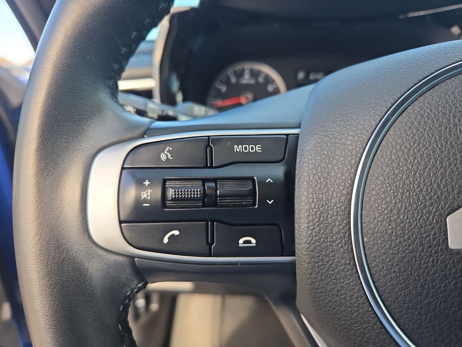 Thumbnail: 2023 Kia K5 - 22