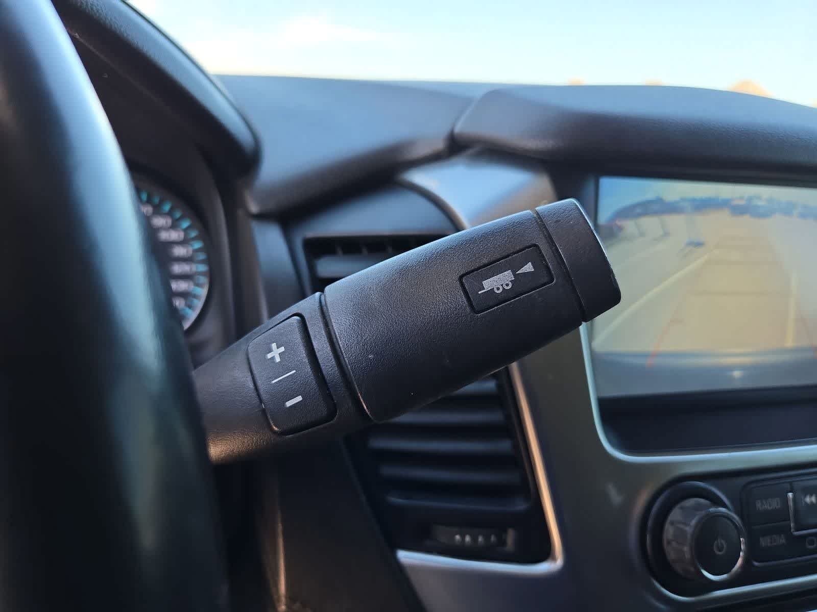Thumbnail: 2019 Chevrolet Tahoe - 33