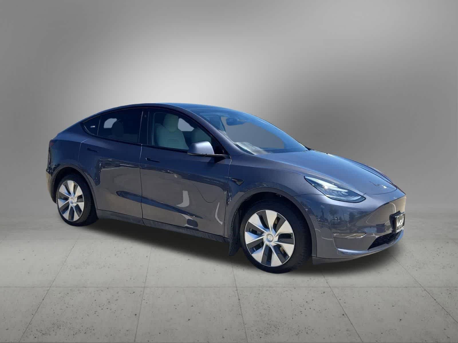 Thumbnail: 2020 Tesla Model Y - 8