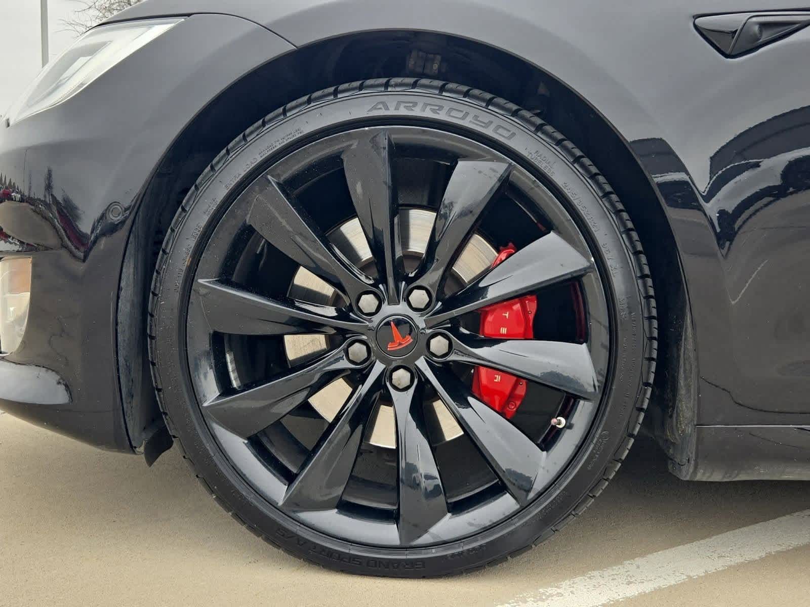 Thumbnail: 2016 Tesla Model S - 12