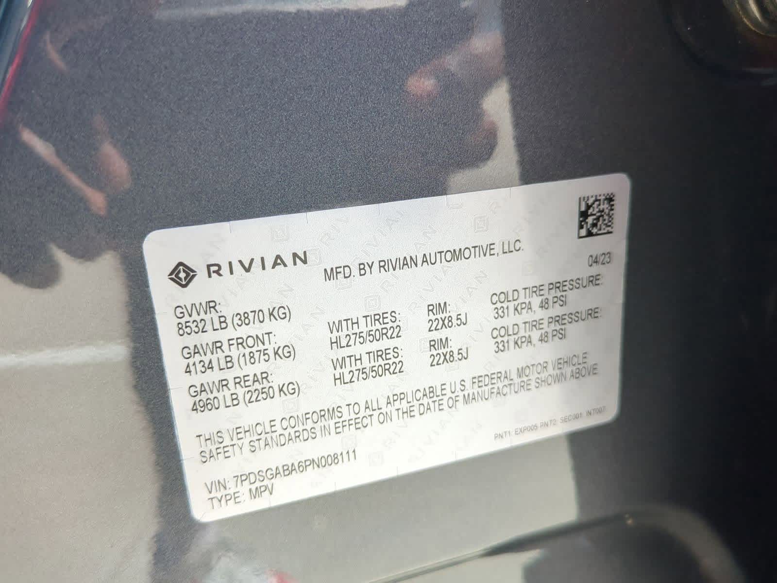 Thumbnail: 2023 Rivian R1S - 32