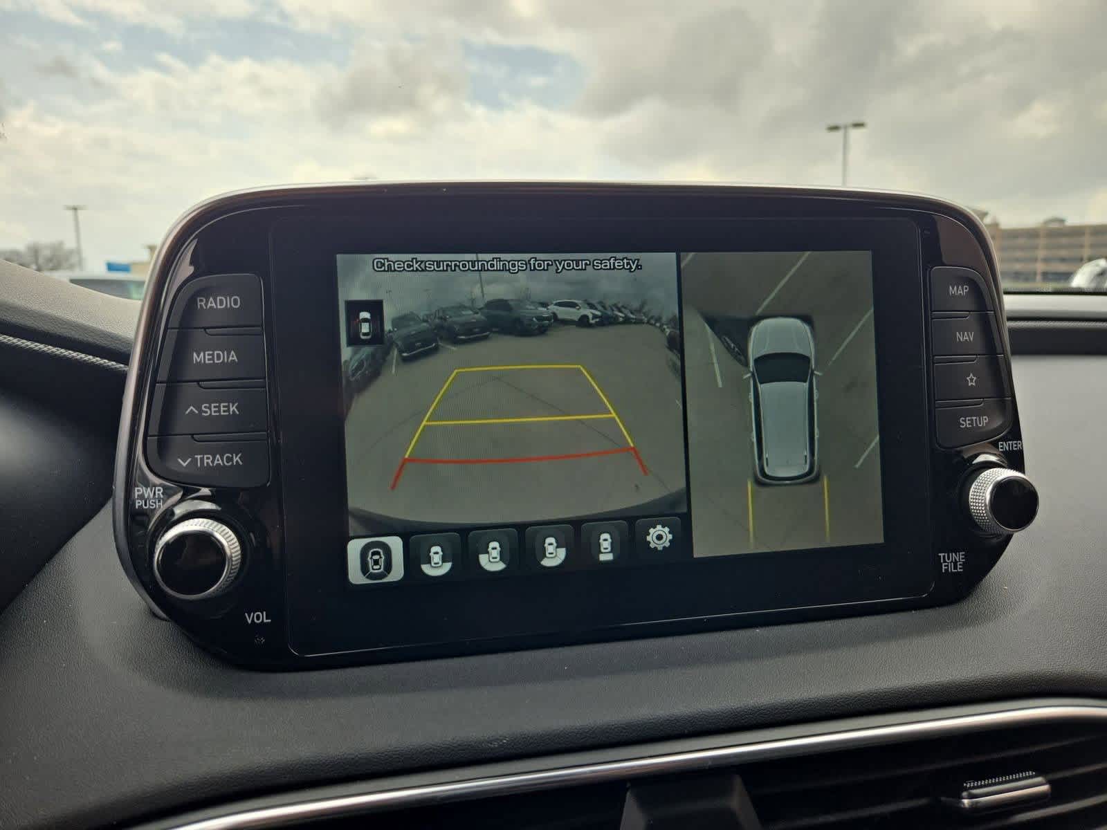 Thumbnail: 2020 Hyundai Santa Fe - 29