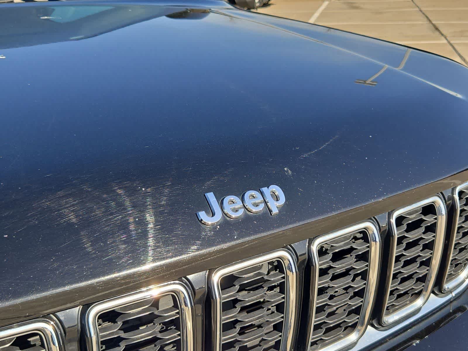 Thumbnail: 2022 Jeep Grand Cherokee - 10