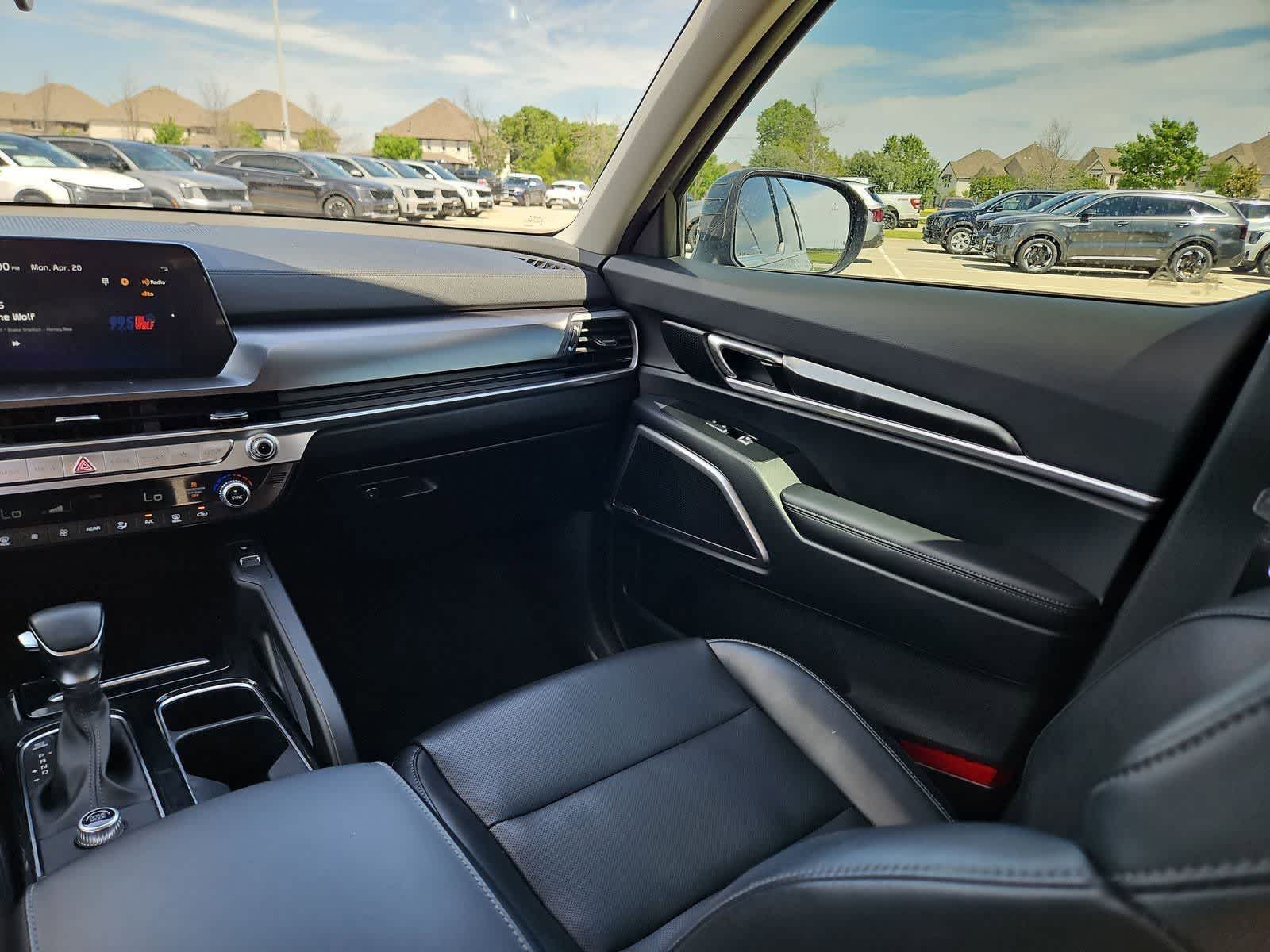 Thumbnail: 2024 Kia Telluride - 3