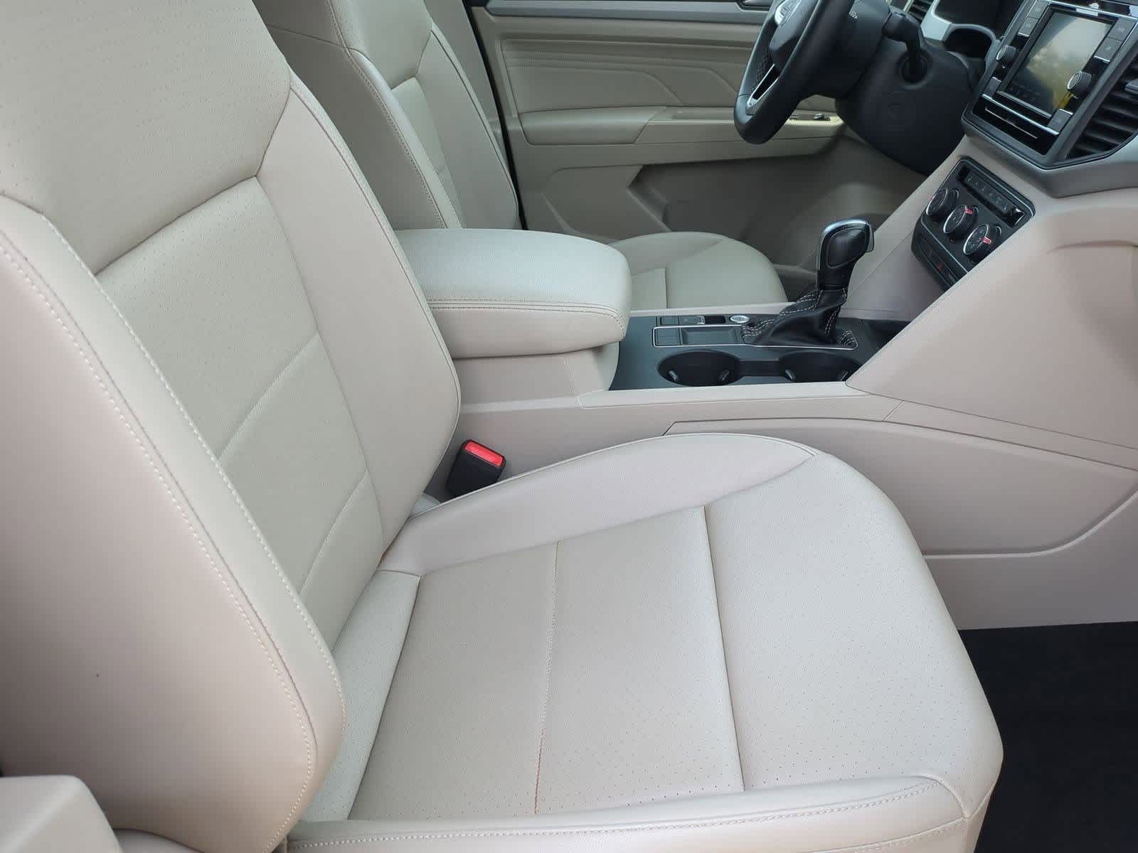 Thumbnail: 2022 Volkswagen Atlas - 20