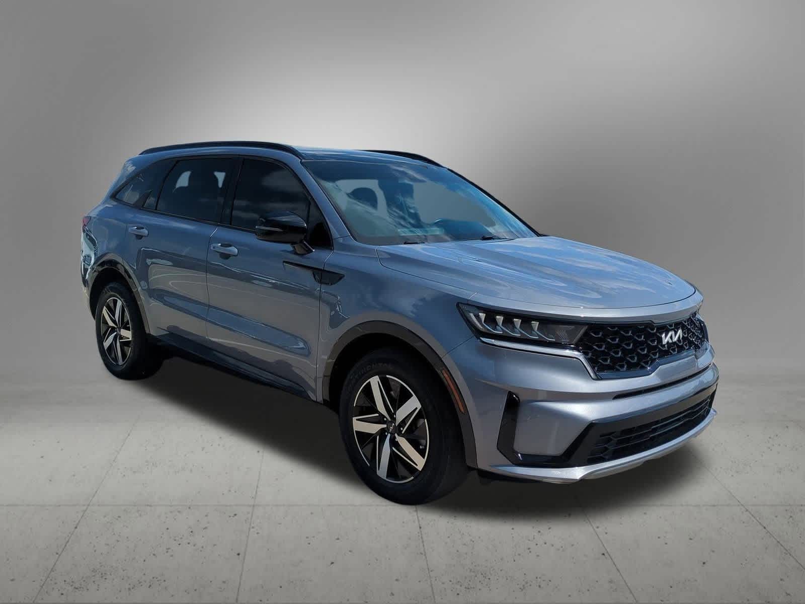 Thumbnail: 2022 Kia Sorento - 8