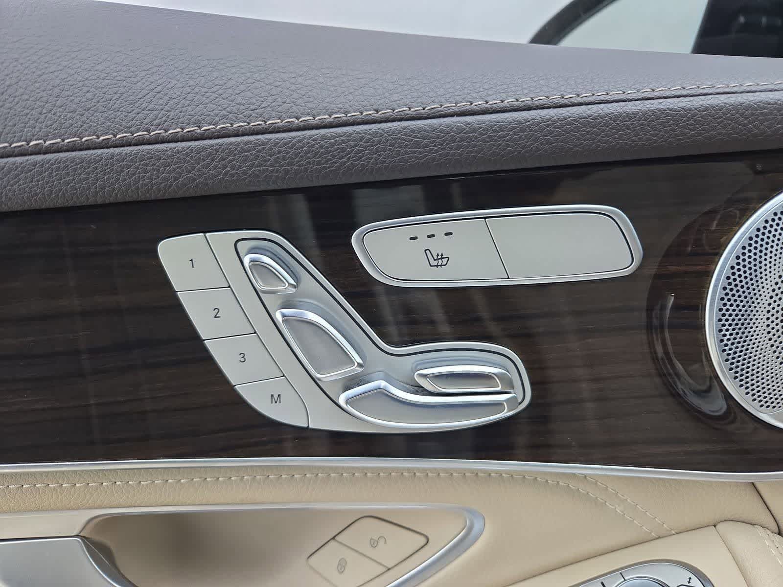 Thumbnail: 2018 Mercedes-Benz GLC - 15