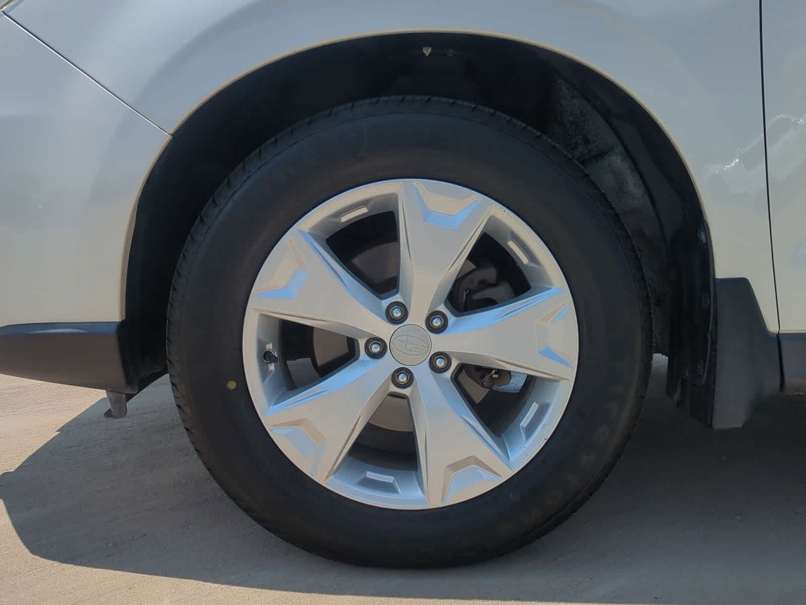 Thumbnail: 2015 Subaru Forester - 12