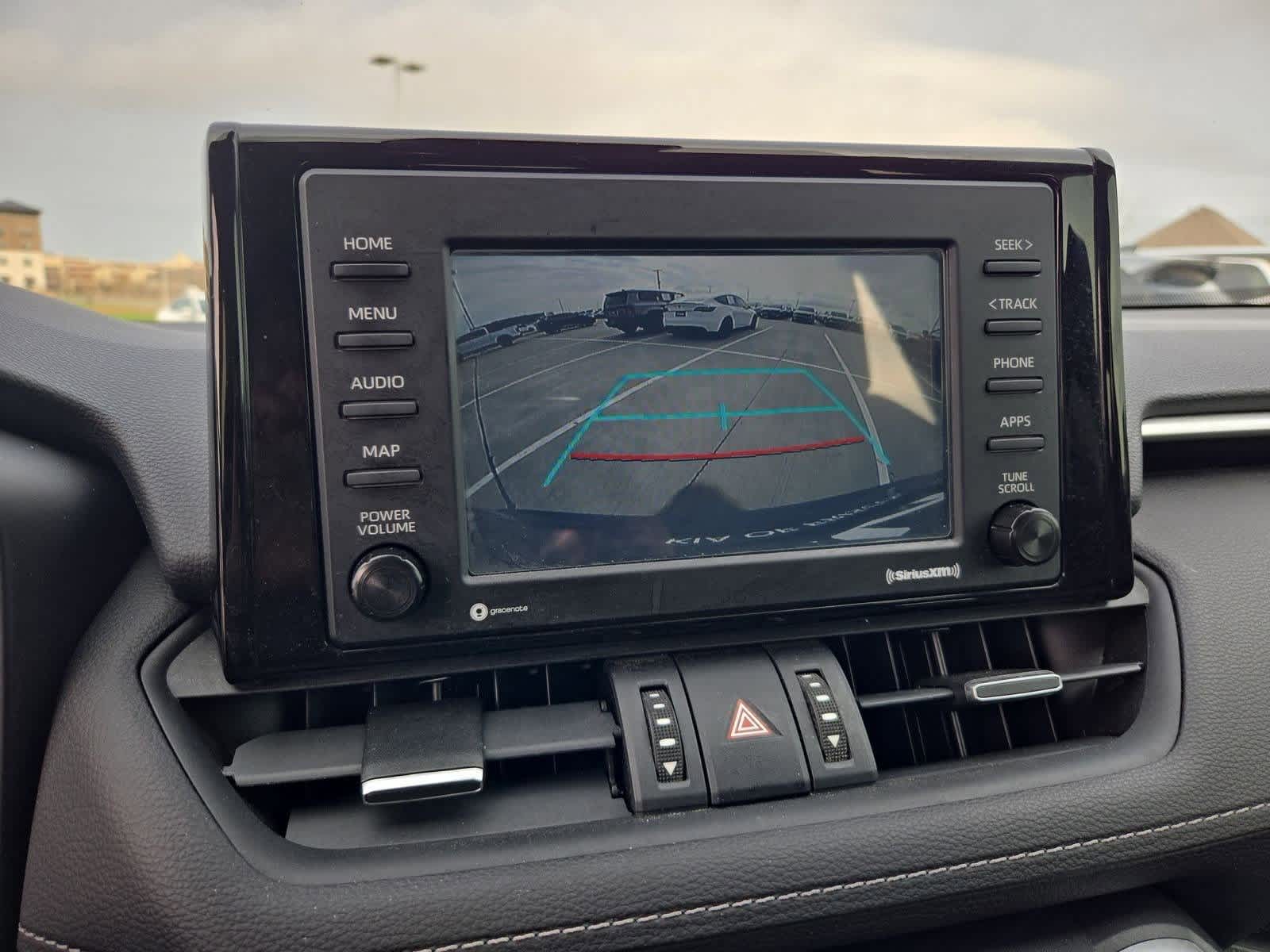 Thumbnail: 2021 Toyota RAV4 - 29