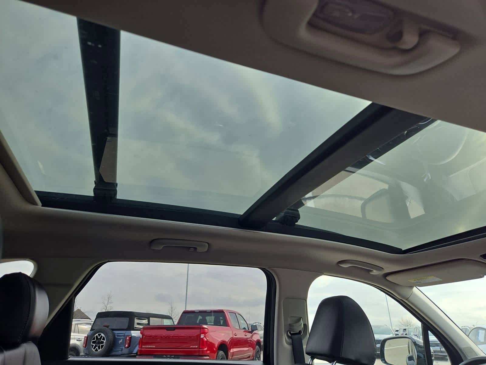 Thumbnail: 2024 Kia Sorento - 19