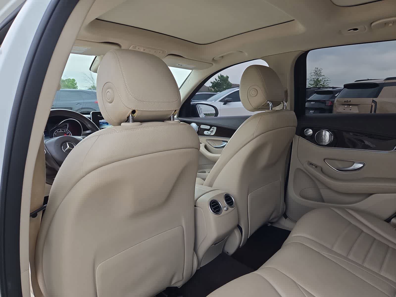 Thumbnail: 2018 Mercedes-Benz GLC - 16