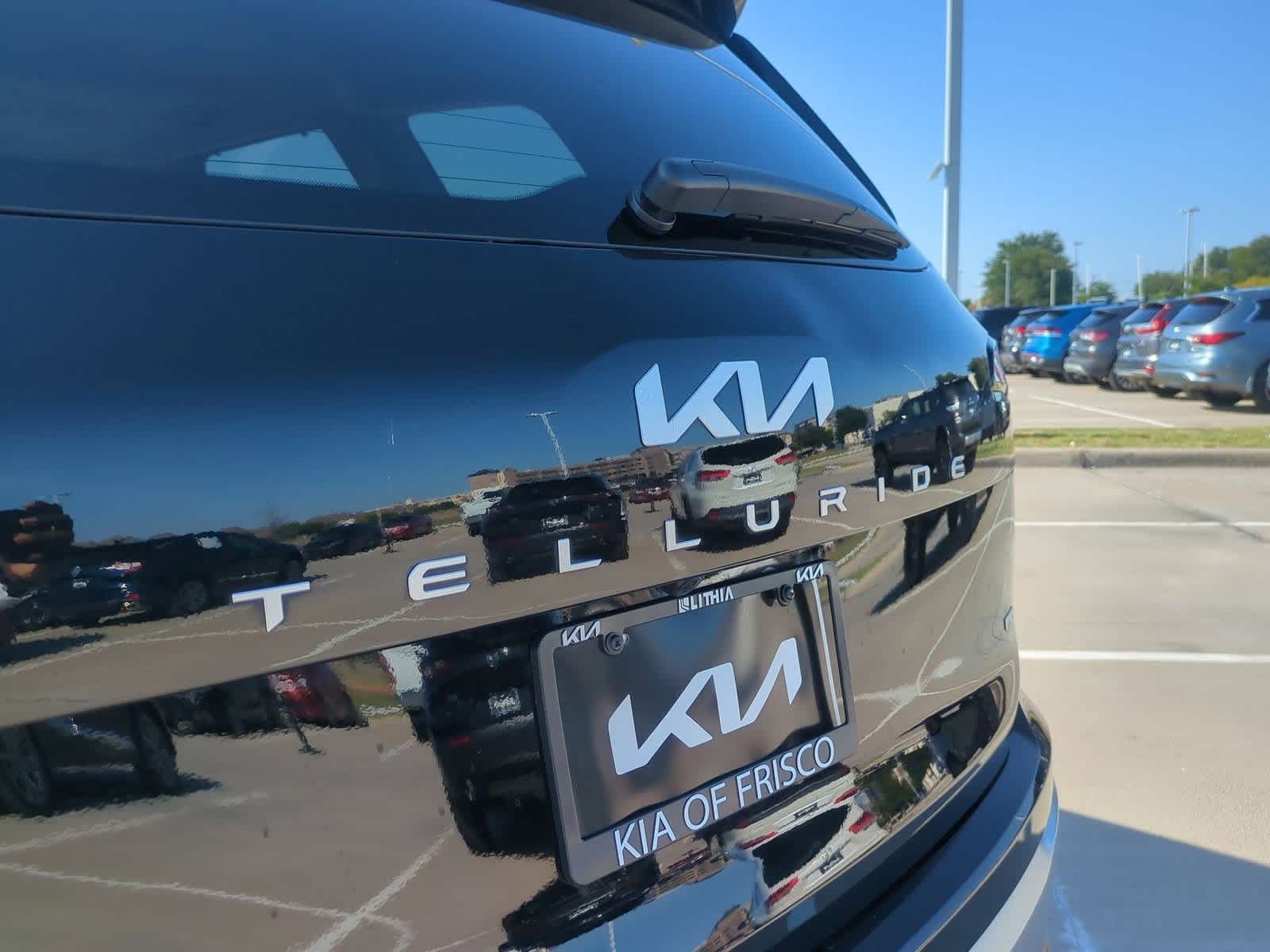 Thumbnail: 2023 Kia Telluride - 11